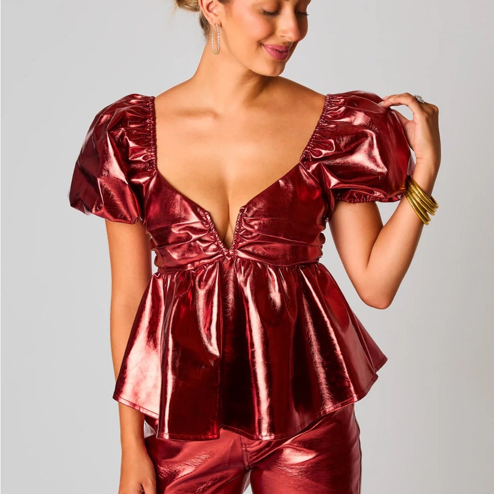 Blowing Kisses Top - Bronze Buddy Love size S